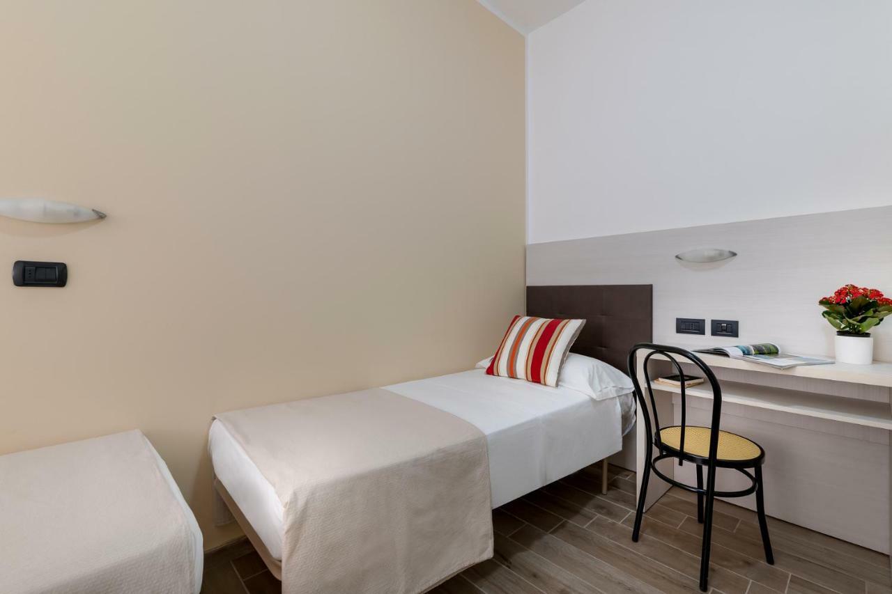 Hotel Maria Serena Rimini Exterior foto