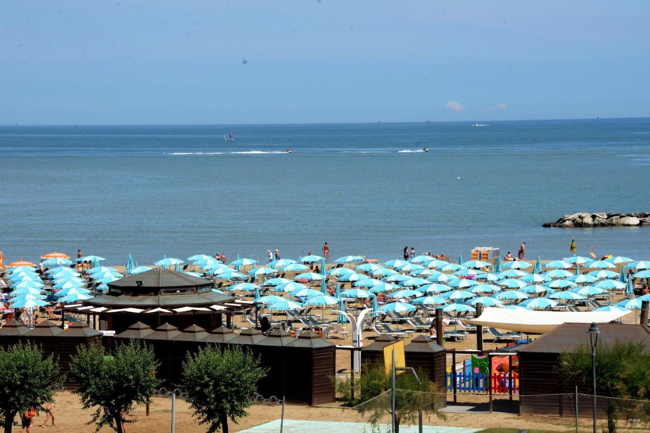 Hotel Maria Serena Rimini Exterior foto